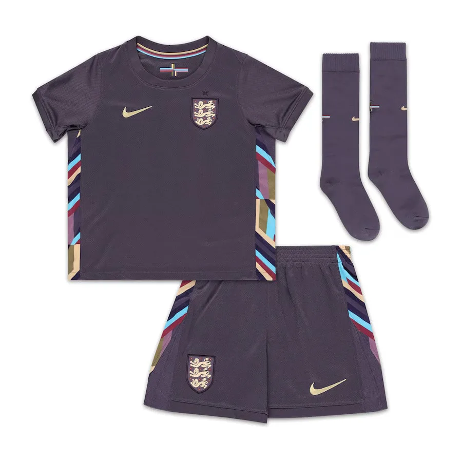 Maillot-Kit-Enfant-Angleterre-Exterieur-Euro-2024-2.jpg Maillot-Kit-Enfant-Angleterre-Exterieur-Euro-2024-2.jpg