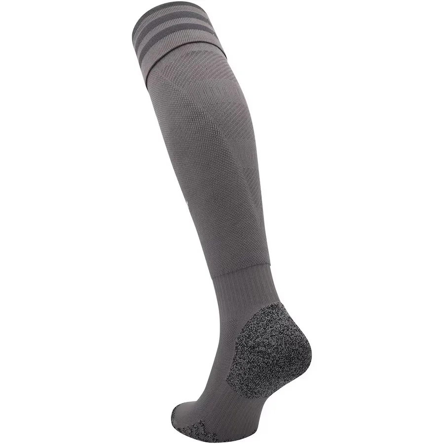 Socks-Real-Madrid-2024-2025-Third-2.jpg