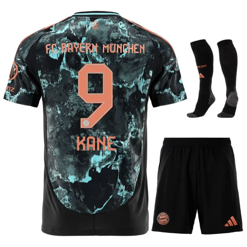 Maillot-Kit-Enfant-Bayern-Munich-Exterieur-2024-2025-Kane.jpg