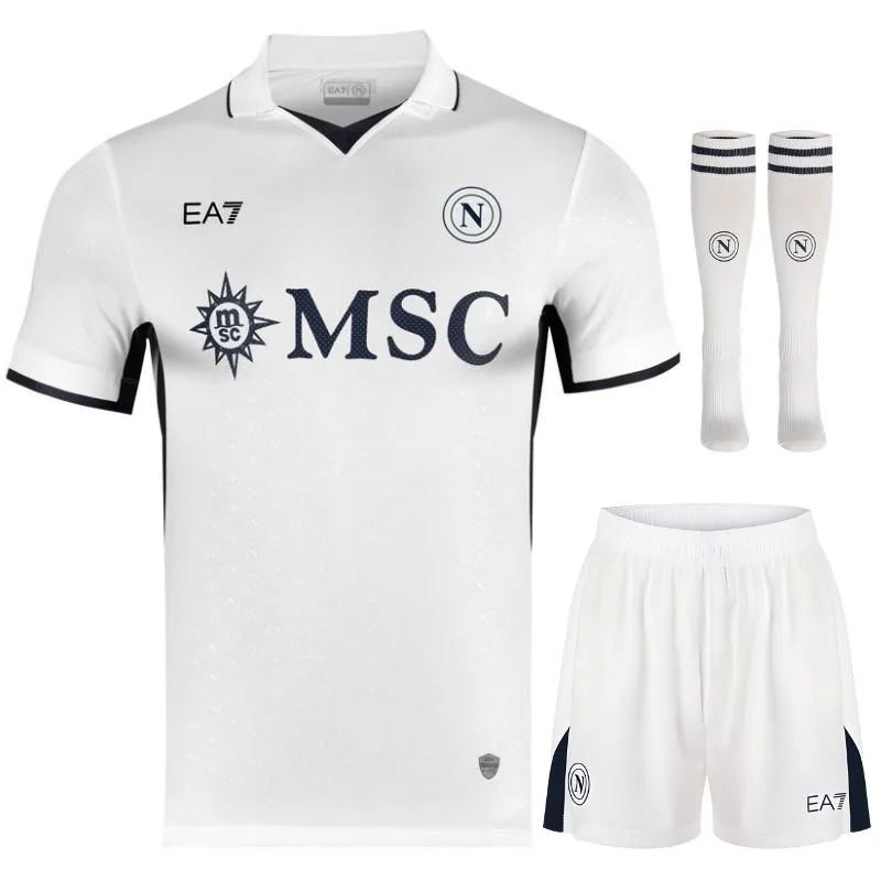 Maillot-Kit-Enfant-Naples-Exterieur-2024-2025.jpg Maillot-Kit-Enfant-Naples-Exterieur-2024-2025.jpg