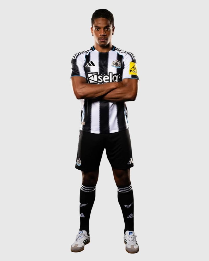 Newcastle Home Match Shirt 2025 2026 (2) Newcastle Home Match Jersey 2025 2026