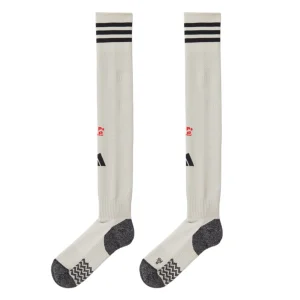 بنفيكا بعيدا الجوارب 2025 2026