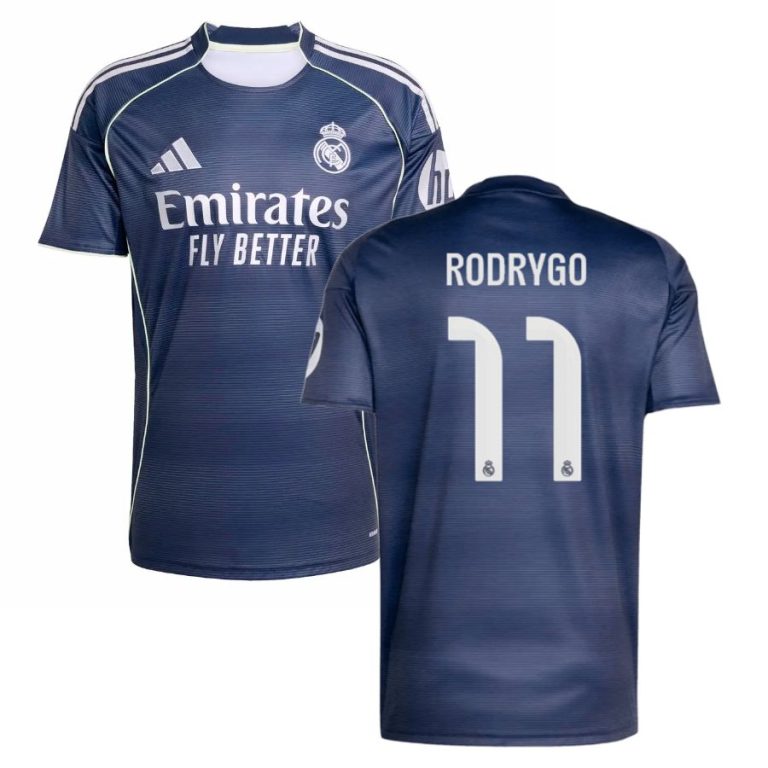 Maillots de foot vintage / rétro - The Football Market - Maillot Real Madrid vintage third N°5