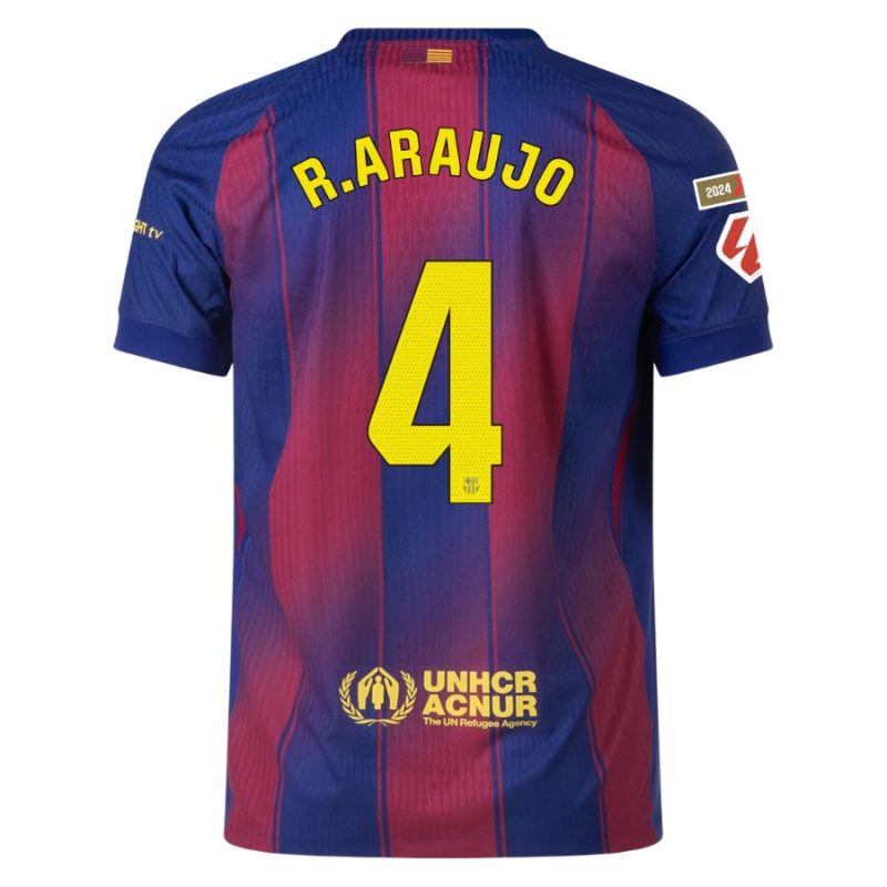 Maillot Match Barca Domicile 2025 2026 Araujo La Liga (2) Maillot Match Barca Domicile 2025 2026 Araujo La Liga
