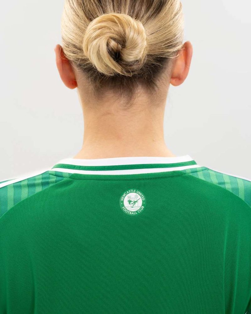 Maillot Newcastle Domicile 2025 2026 Femme (2) Maillot Newcastle Domicile 2025 2026 Femme (2)