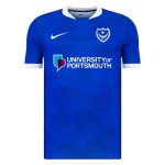 Maillot Portsmouth FC Domicile 2025 2026 (1)