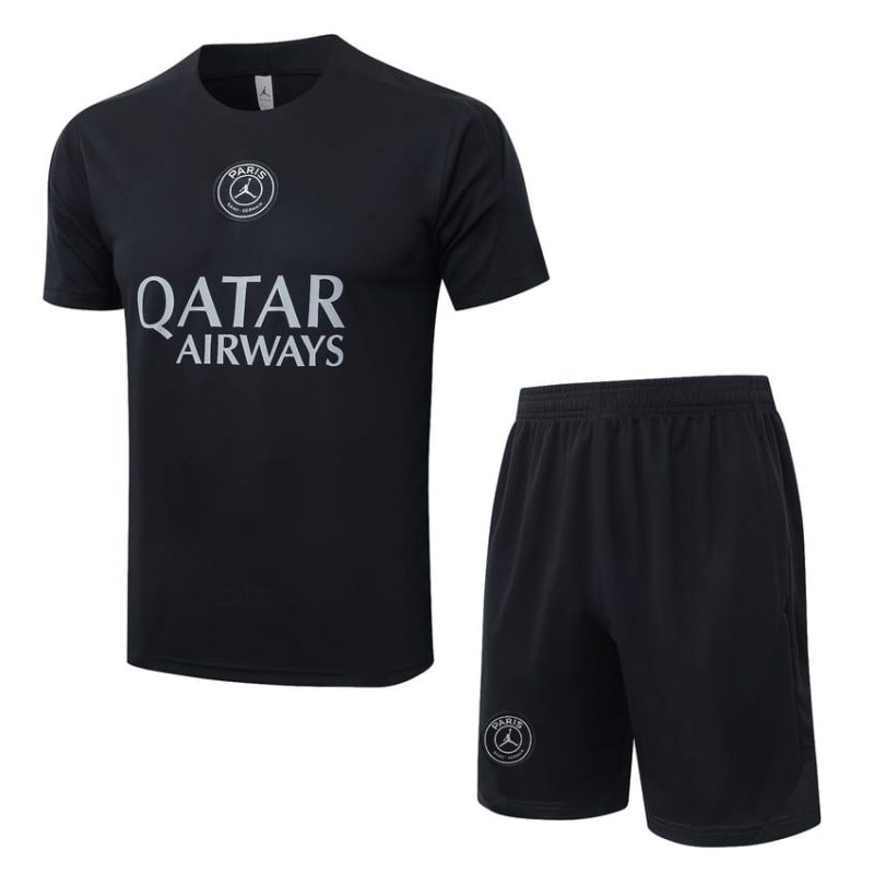 Ensemble-Maillot-Short-PSG-2025-2026-Noir-Sombre-1.jpg Ensemble-Maillot-Short-PSG-2025-2026-Noir-Sombre-1.jpg