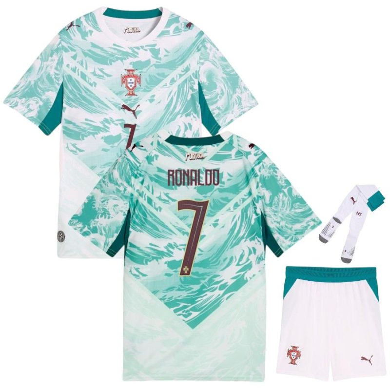 Maillot-Kit-Enfant-Portugal-Exterieur-2026-2027-Ronaldo.jpg