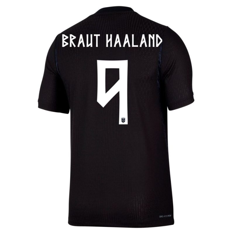 Maillot-Match-Norvege-Exterieur-2026-2027-Haaland-2.jpg Maillot-Match-Norvege-Exterieur-2026-2027-Haaland-2.jpg