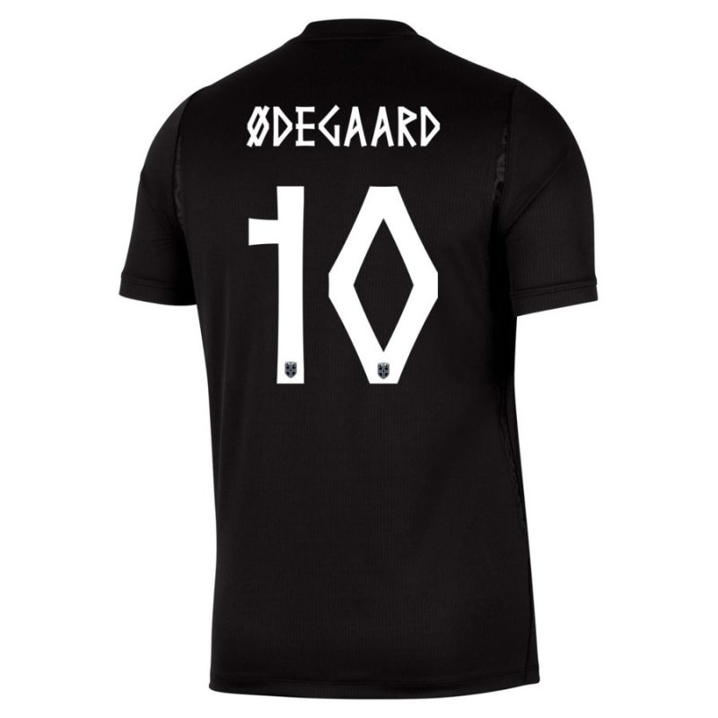 Maillot-Norvege-Exterieur-2026-2027-Odegaard-2.jpg Maillot-Norvege-Exterieur-2026-2027-Odegaard-2.jpg