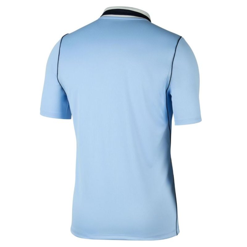 Maglia da casa dell'Uruguay per i Mondiali 2026-2.jpg Maglia da casa dell'Uruguay per i Mondiali 2026-2.jpg