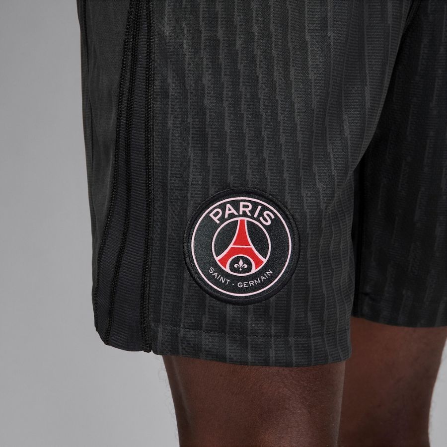 Short-PSG-Jordan-Fourth-2025-2026-3.jpg