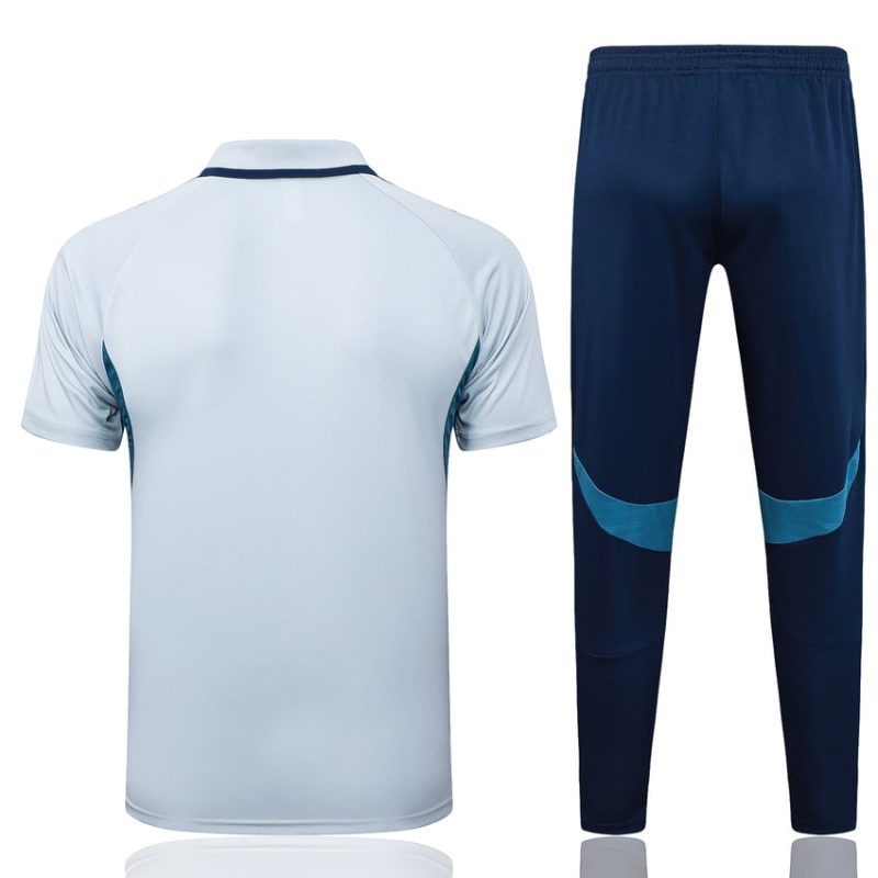 Survetement-Arsenal-Polo-2025-2026-Blanc-Bleu-3.jpg Survetement-Arsenal-Polo-2025-2026-Blanc-Bleu-3.jpg