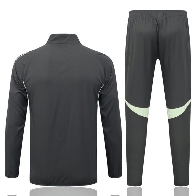 Survetement-Real-Madrid-Veste-2025-2026-Noir-Jaune-4.jpg Survetement-Real-Madrid-Veste-2025-2026-Noir-Jaune-4.jpg
