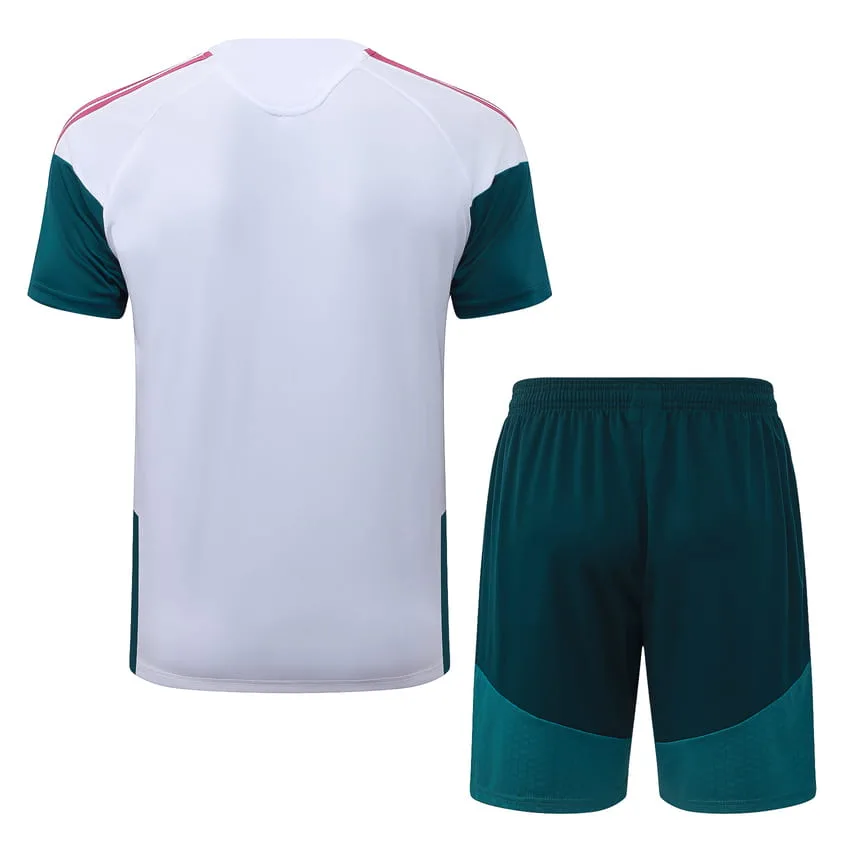 Conjunto de camiseta y pantalón corto blanco y rojo del Real Madrid 2026/2027